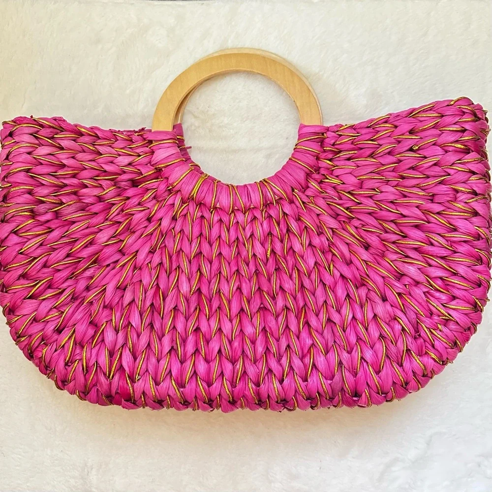 NY&C Woven Straw Handbag With Round Wood Handles